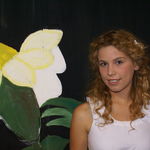 Alice vor Lästerblumen